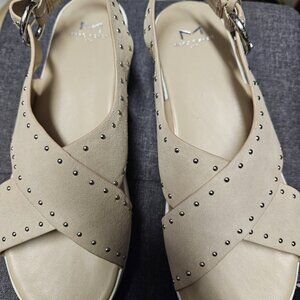 Marc Fisher Natural Suede Delilah Platform Sandals Women's Size 9.5 NEW IN BOX!